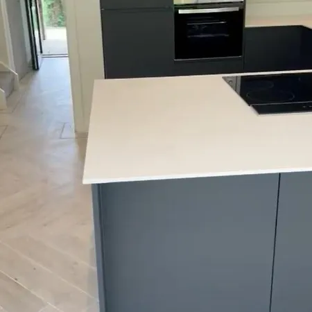 Leeds Lux Living